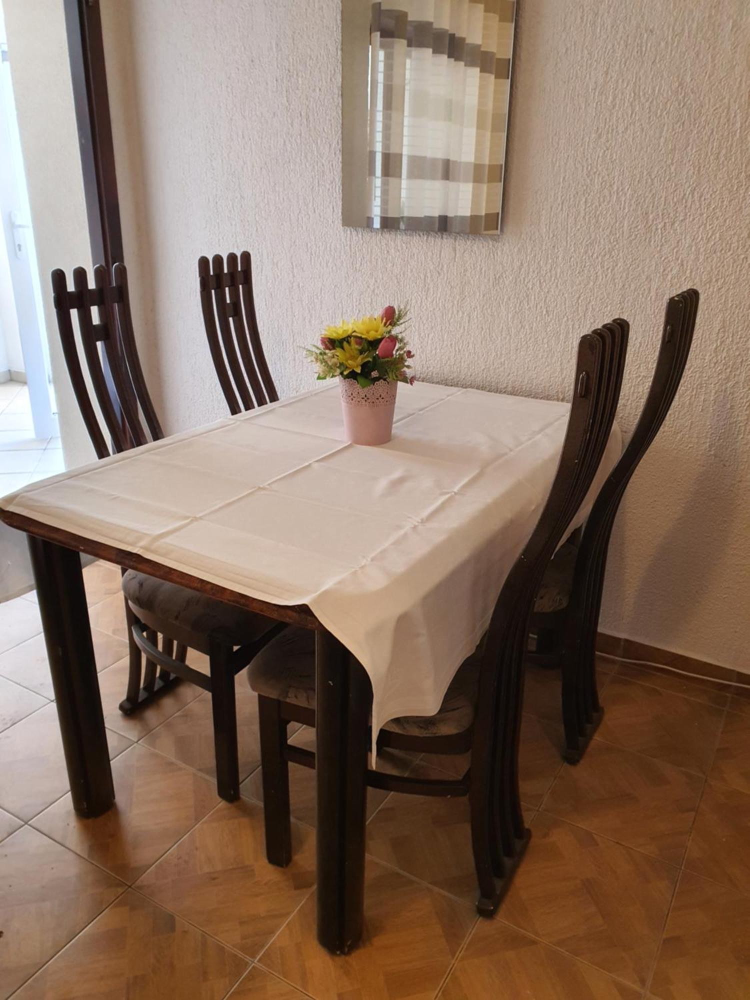 סווטי יוראי Apartments - Buffet 2B חדר תמונה